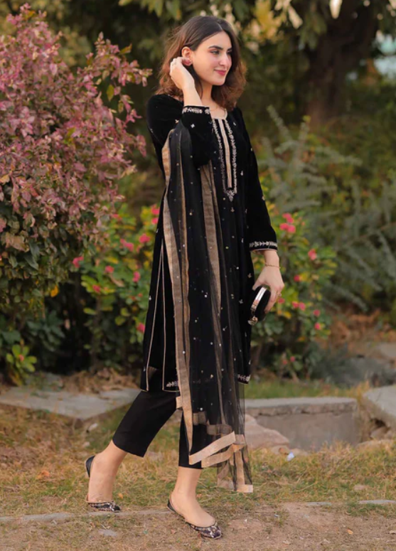 Black Kurta Set